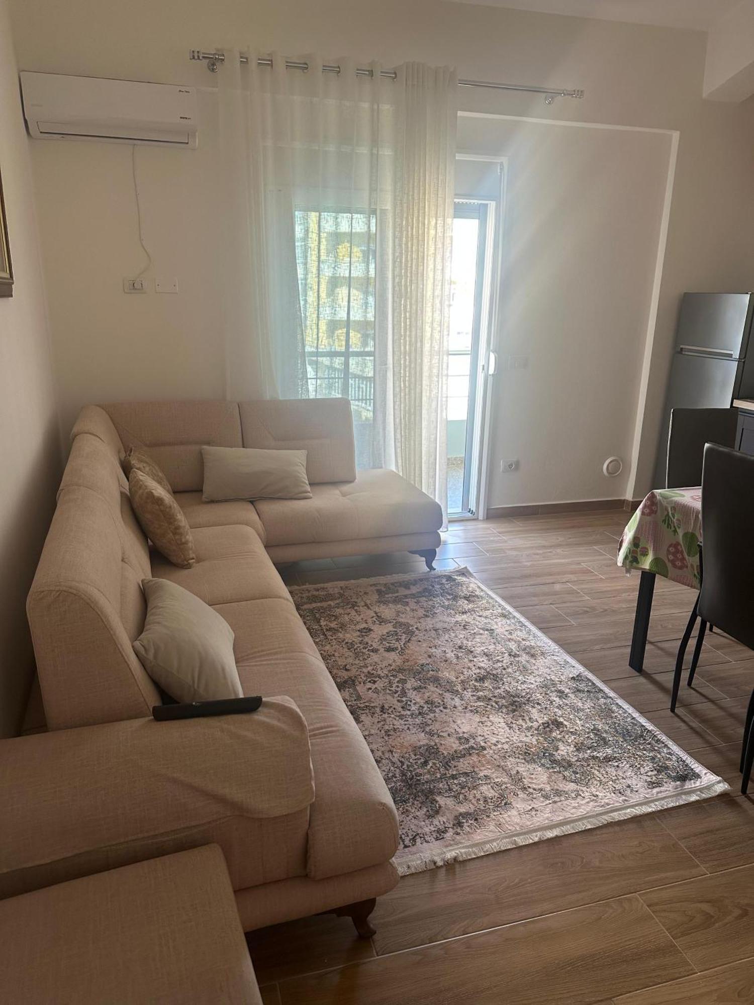 Vlora Central & Comfy Apartment Exterior photo